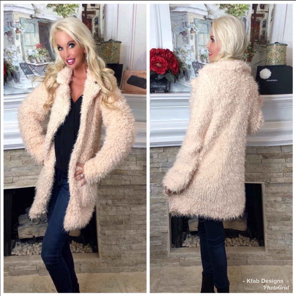 ❤️LAST 1! Blush Shaggy Faux Fur Coat! - Picture 4 of 5